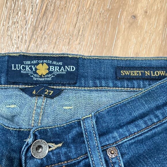 Lucky Brand Sweet N Low Boot Cut Medium Blue Wash Factory Faded Preowned Jeans - Picture 6 of 9